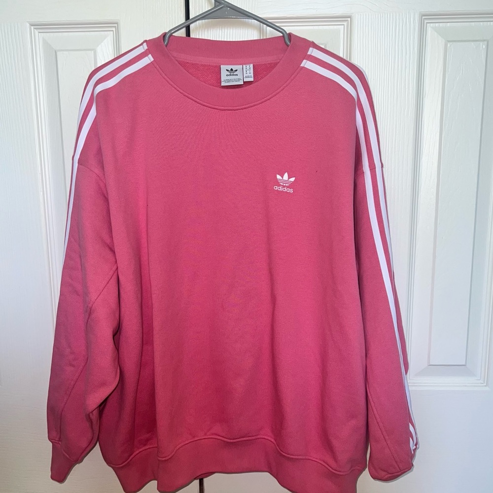 🤩🤩 ADIDAS SWEATSHIRT